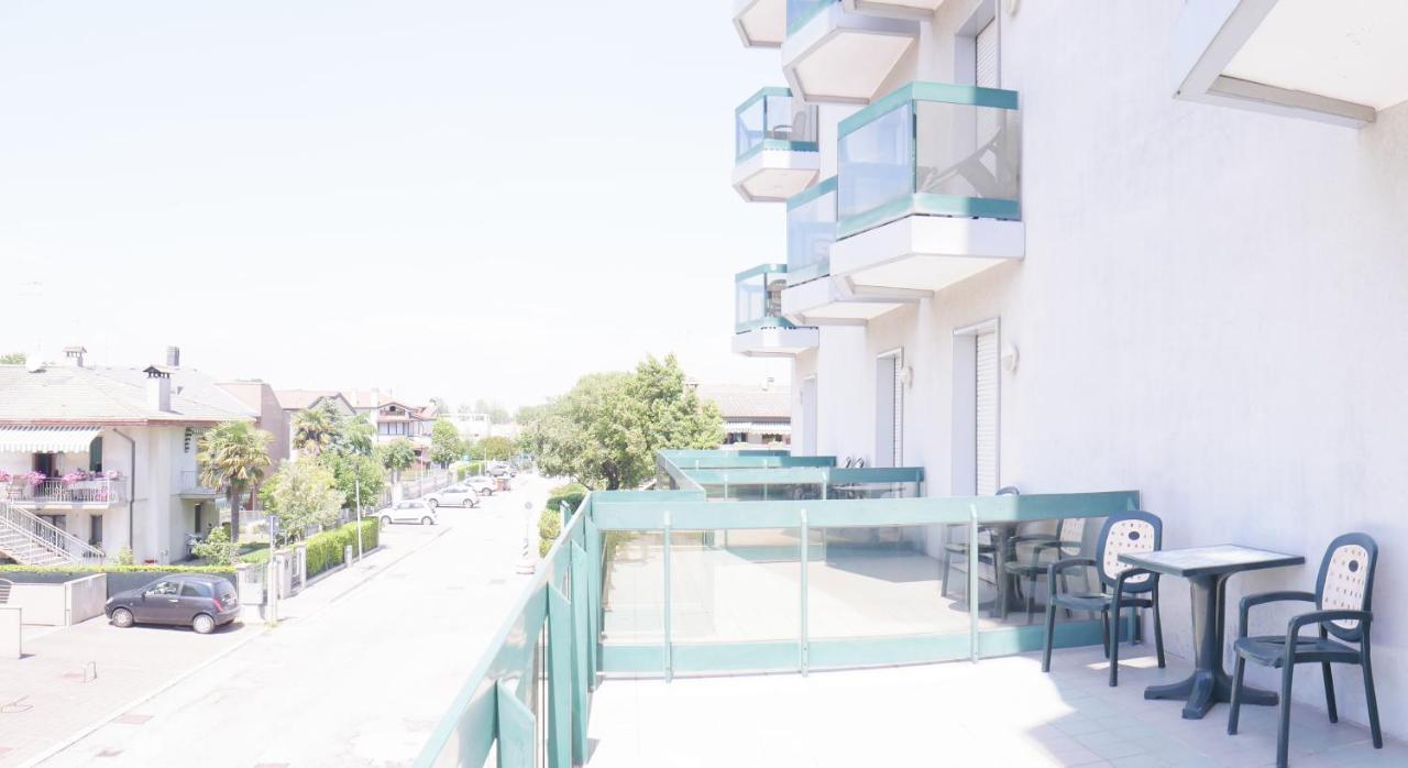 New Tiffany'S Park Ξενοδοχείο Τζεσόλο Λίντο Εξωτερικό φωτογραφία