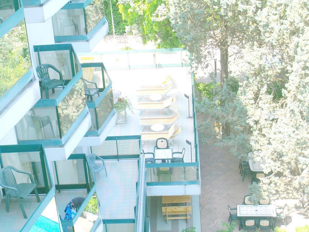 New Tiffany'S Park Ξενοδοχείο Τζεσόλο Λίντο Εξωτερικό φωτογραφία